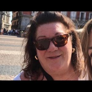 Meet your Posher, Dawn